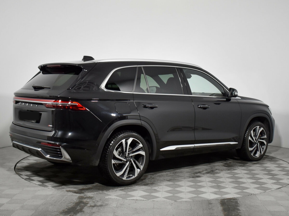 Купить Geely Monjaro с пробегом. Фото: #3