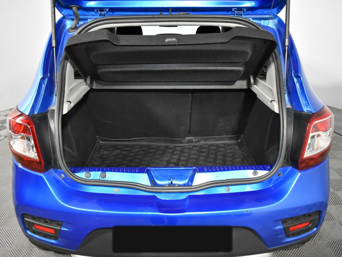 Купить Renault Sandero с пробегом. Фото: #17