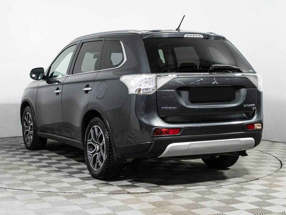 Купить Mitsubishi Outlander с пробегом. Фото: #6