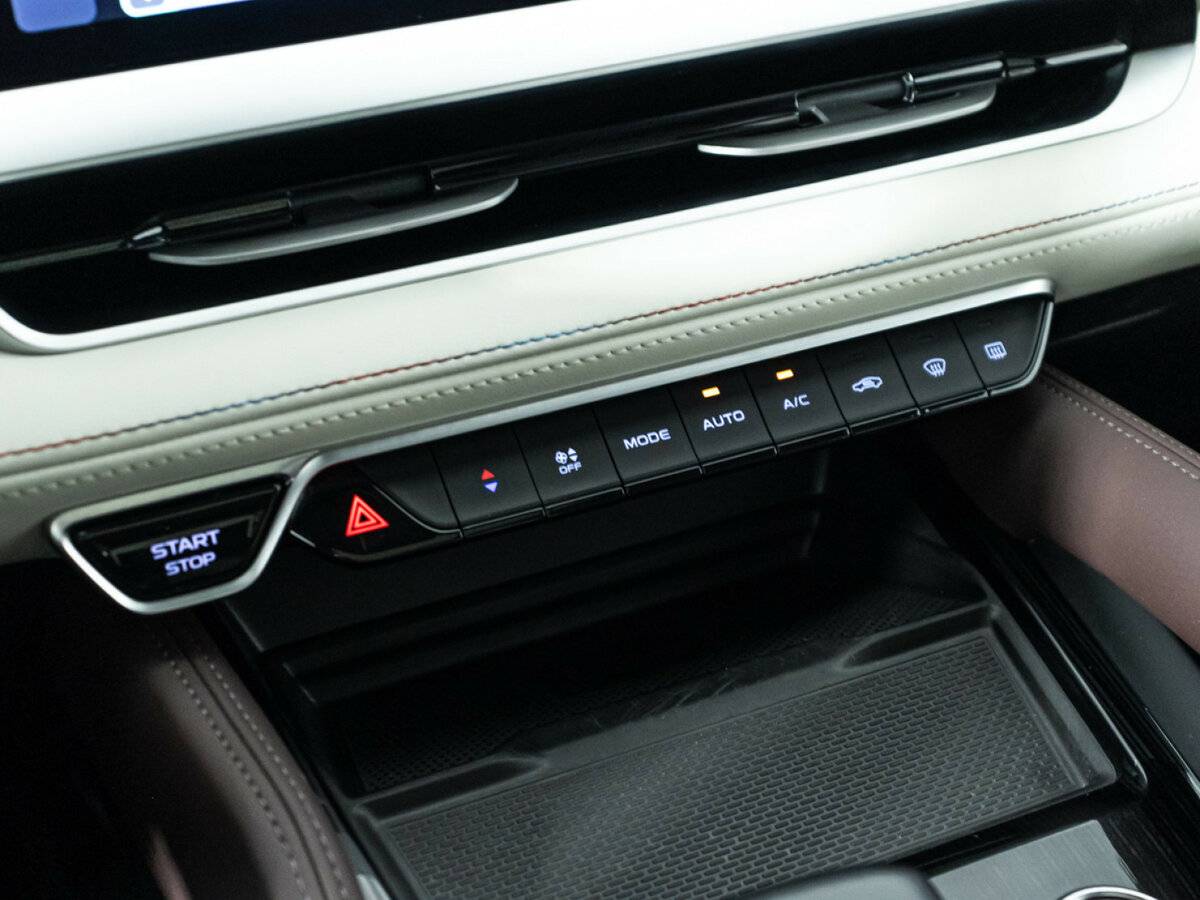 Купить Geely Monjaro с пробегом. Фото: #16