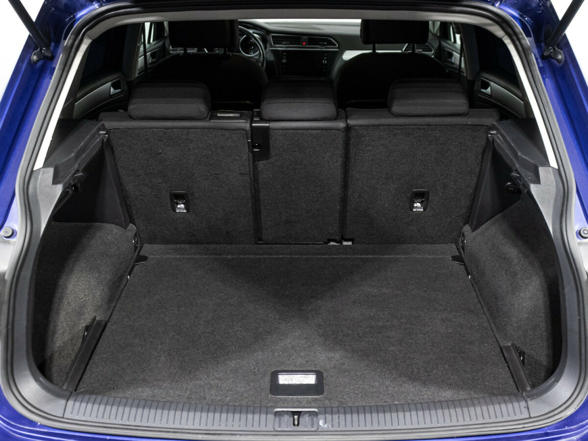 Купить Volkswagen Tiguan с пробегом. Фото: #18