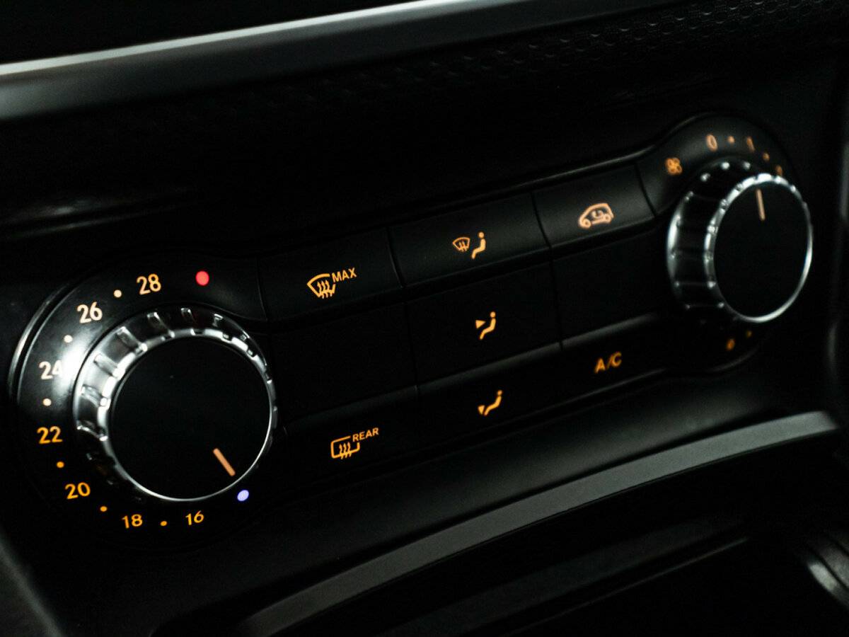 Купить Mercedes-Benz A-Класс с пробегом. Фото: #14