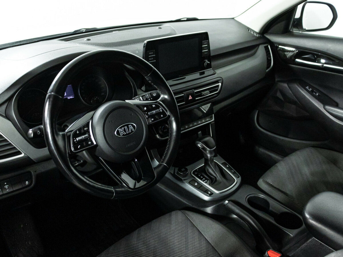 Купить Kia Seltos с пробегом. Фото: #10