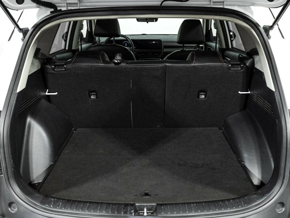 Купить Kia Seltos с пробегом. Фото: #23