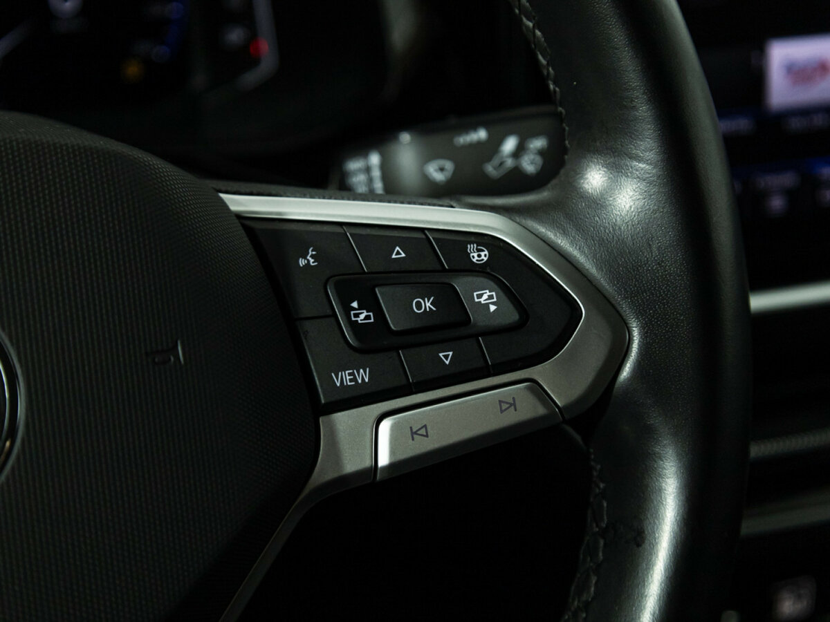 Купить Volkswagen Polo с пробегом. Фото: #13