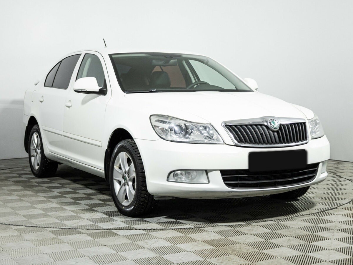 Купить Skoda Octavia с пробегом. Фото: #2