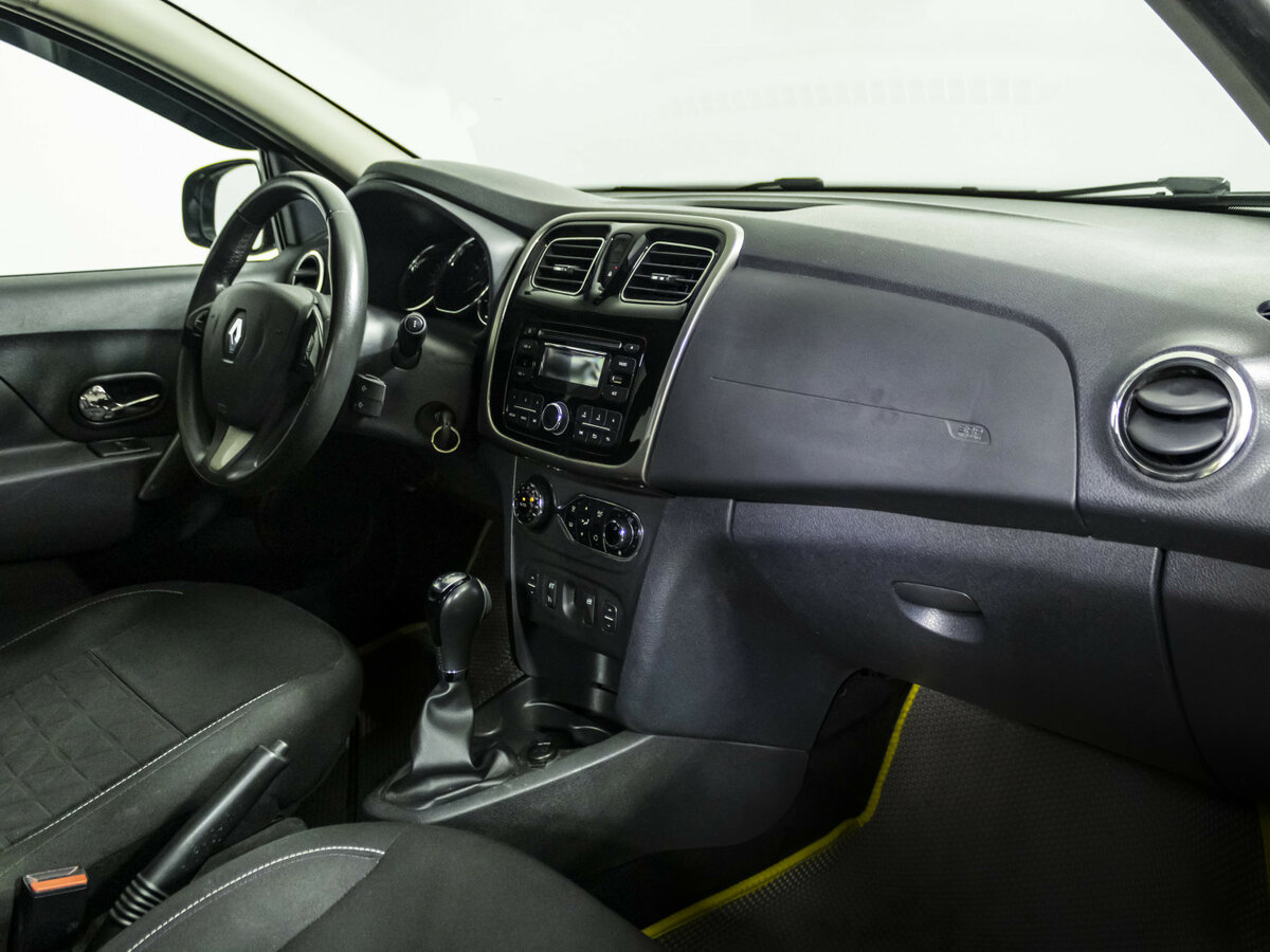 Купить Renault Sandero с пробегом. Фото: #6