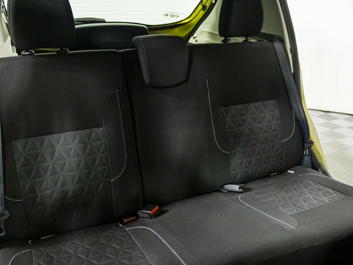 Купить Renault Sandero с пробегом. Фото: #8