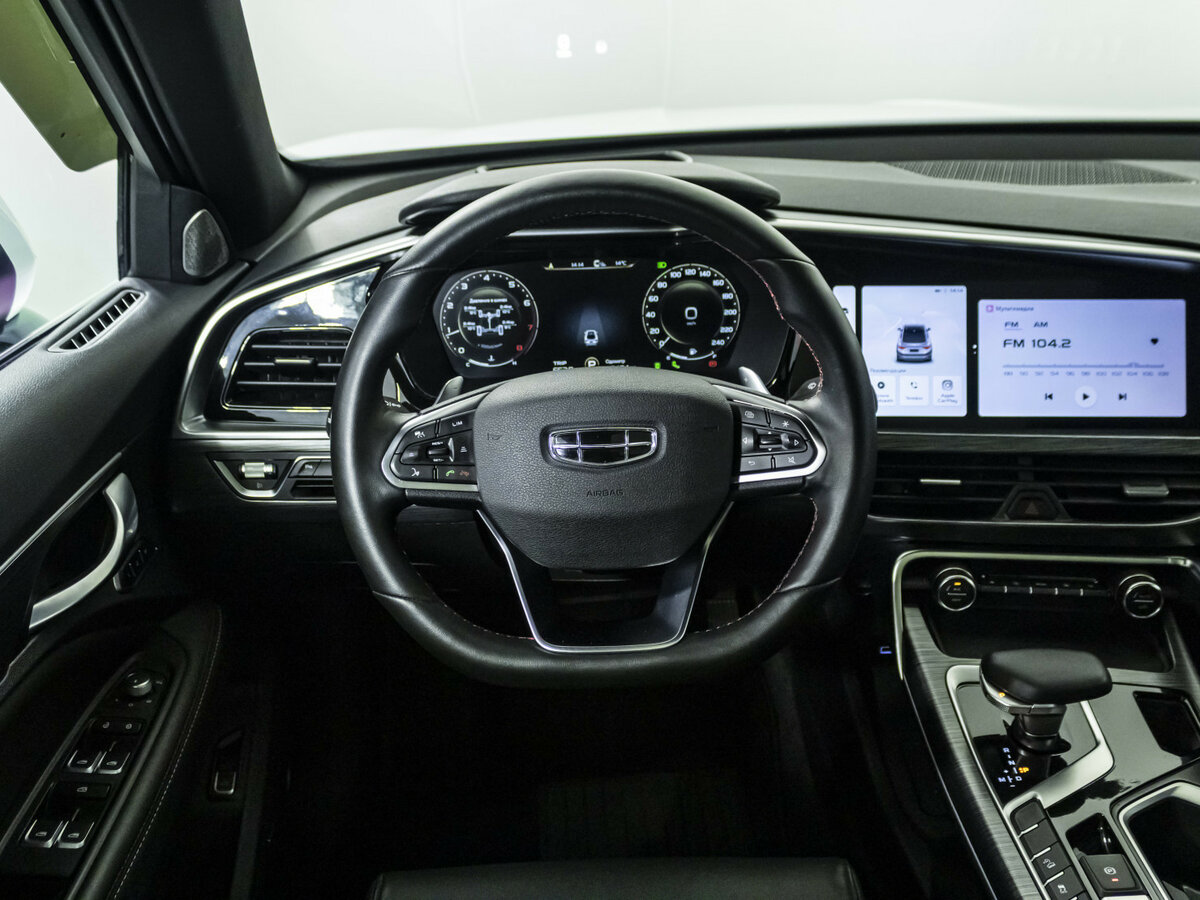 Купить Geely Tugella с пробегом. Фото: #9