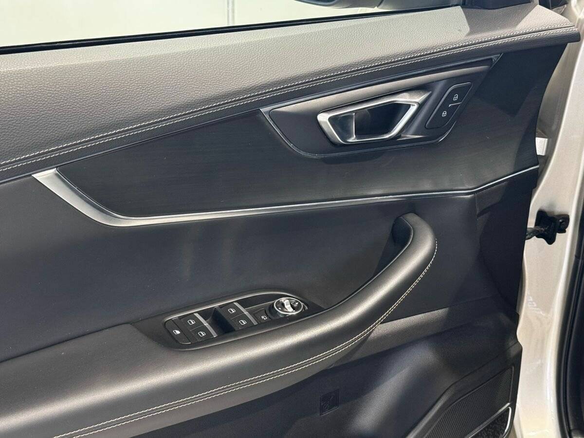 Купить Chery Tiggo 8 с пробегом. Фото: #9