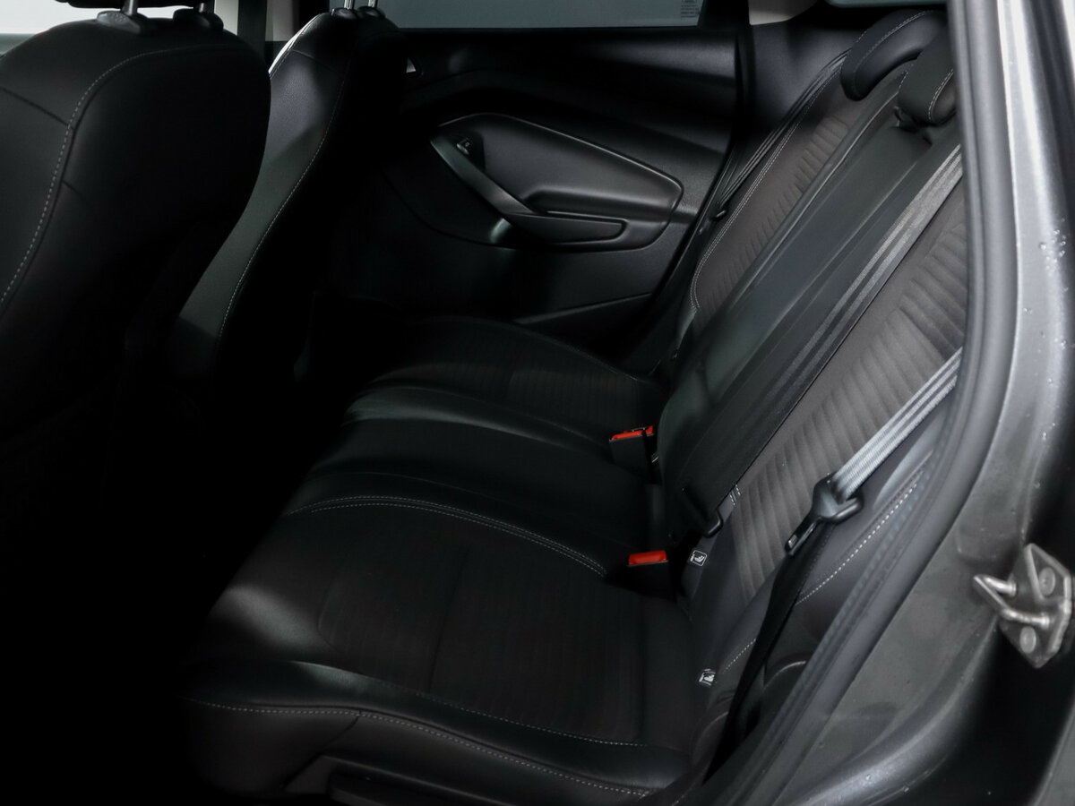 Купить Ford Kuga с пробегом. Фото: #9