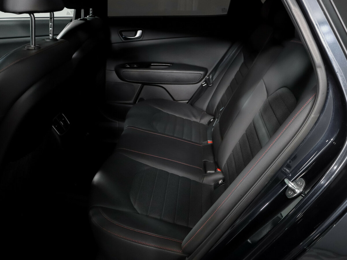 Купить Kia Optima с пробегом. Фото: #9