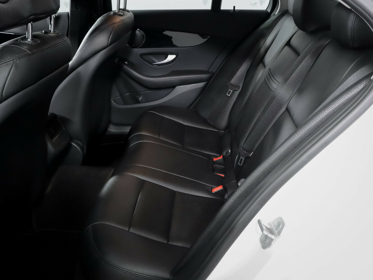 Купить Mercedes-Benz C-Класс с пробегом. Фото: #9