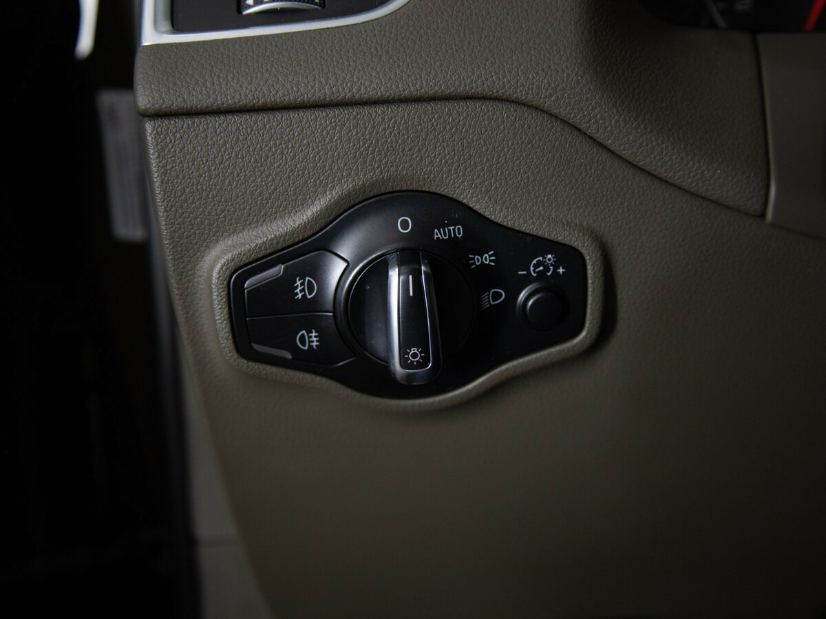 Купить Audi Q5 с пробегом. Фото: #12