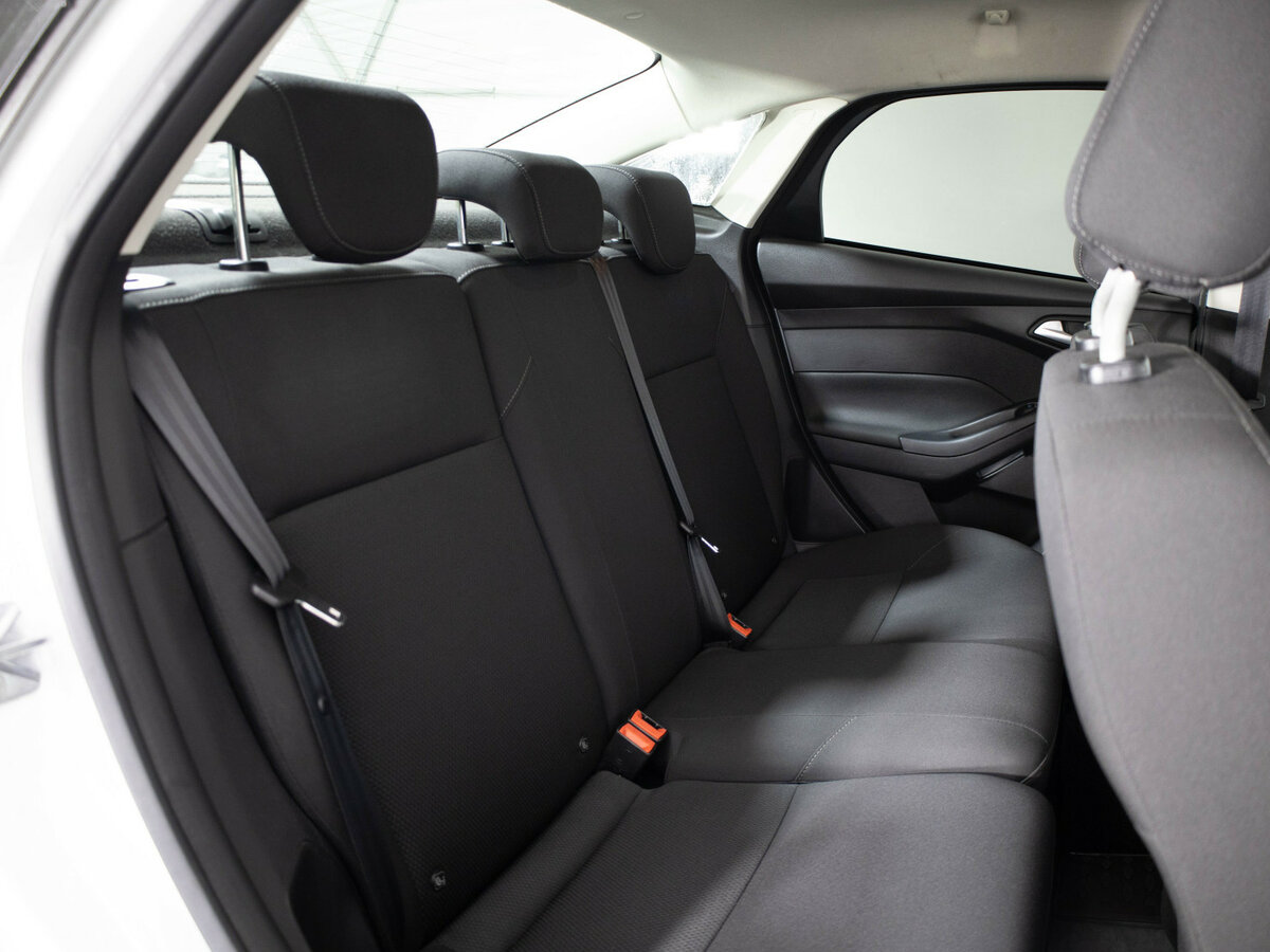 Купить Ford Focus с пробегом. Фото: #16