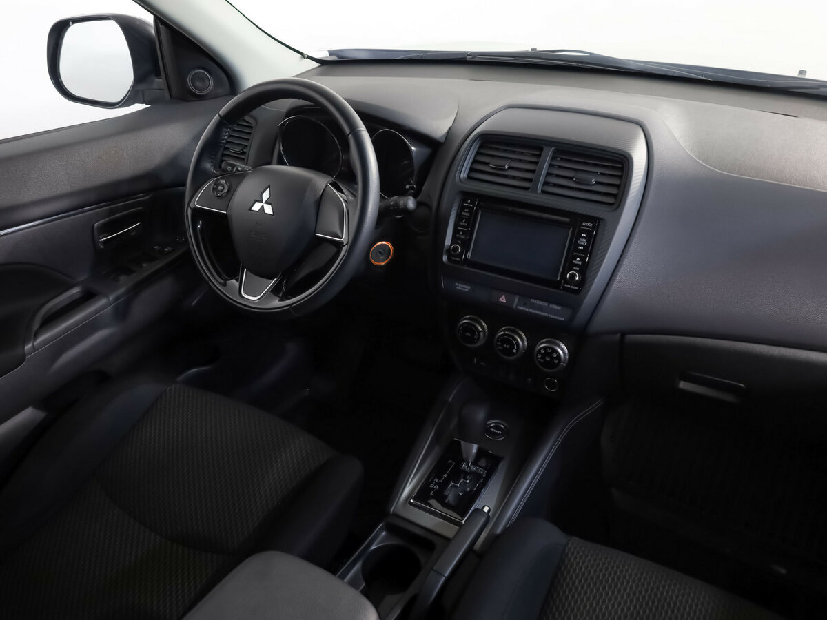 Купить Mitsubishi ASX с пробегом. Фото: #5