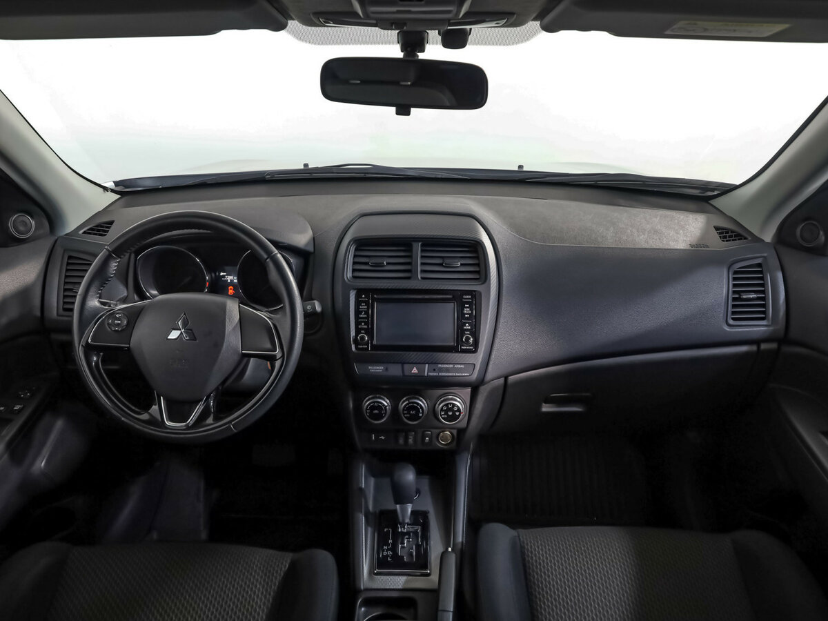 Купить Mitsubishi ASX с пробегом. Фото: #6