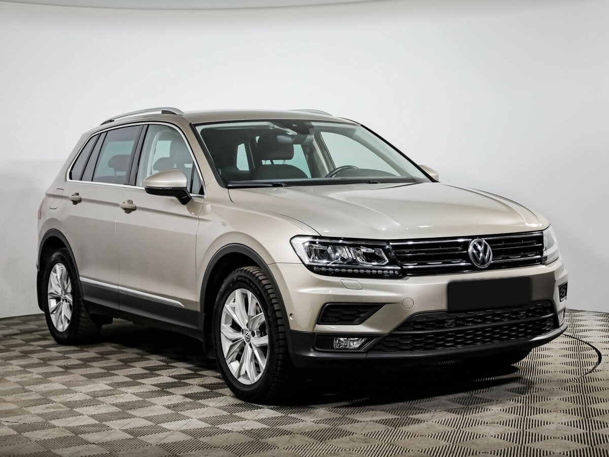 Купить Volkswagen Tiguan с пробегом. Фото: #2