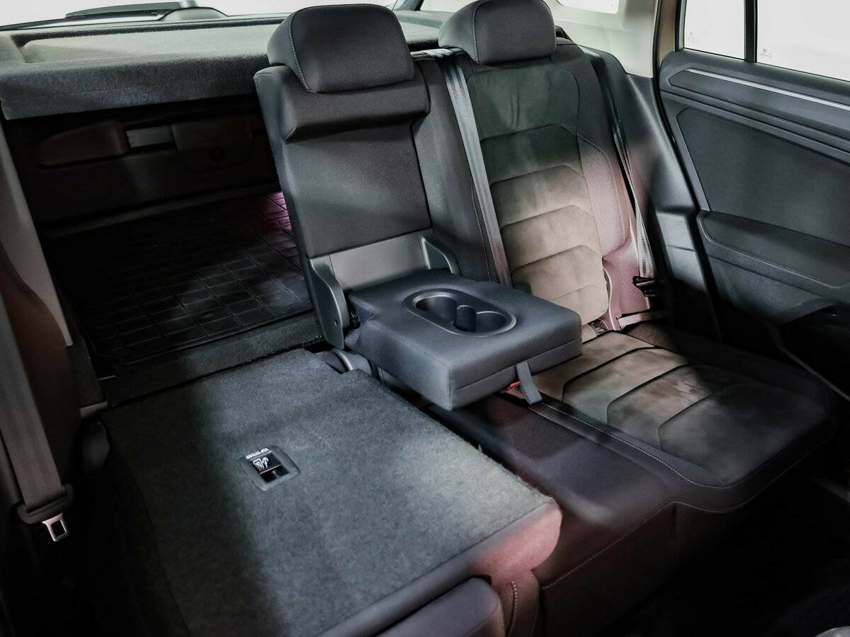 Купить Volkswagen Tiguan с пробегом. Фото: #27