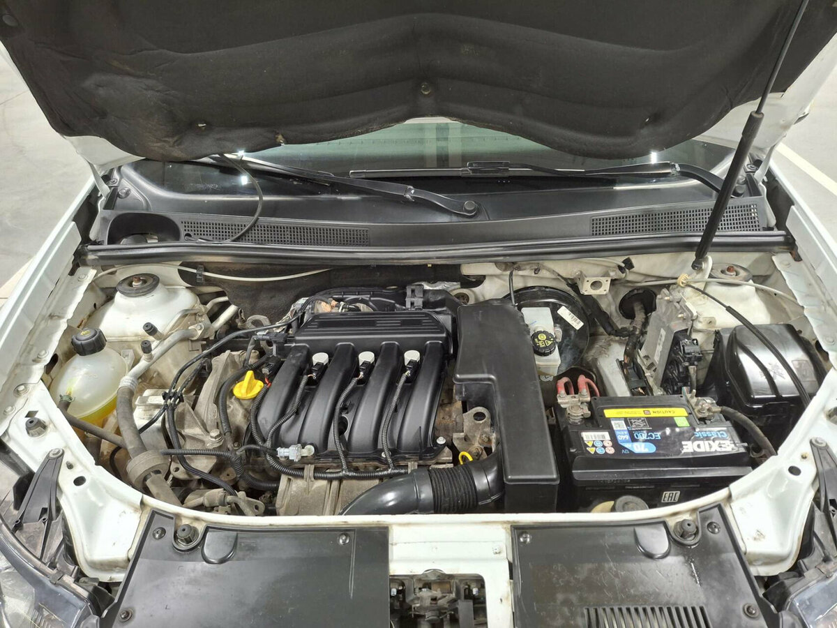 Купить Renault Logan с пробегом. Фото: #8