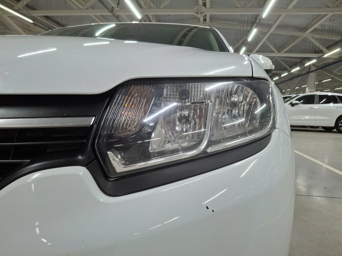 Купить Renault Logan с пробегом. Фото: #16