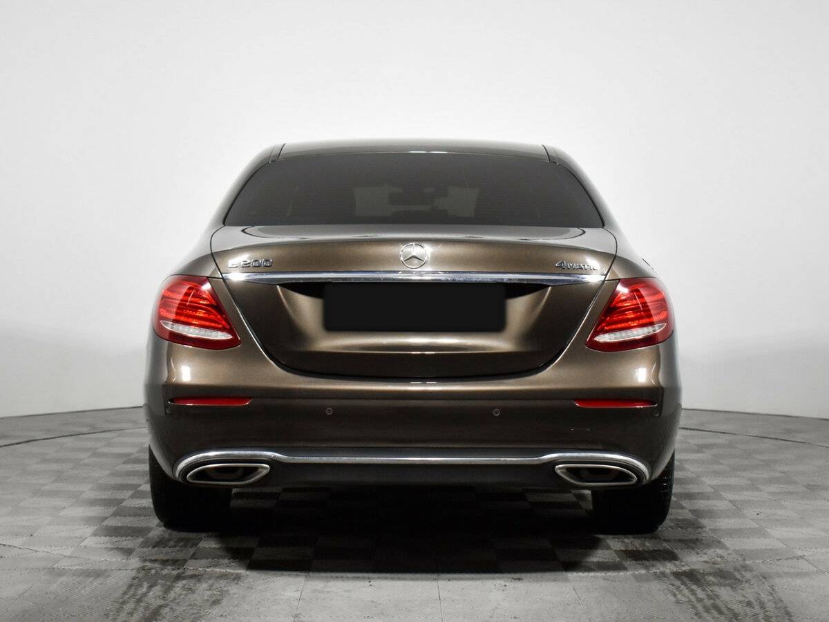 Купить Mercedes-Benz E-Класс с пробегом. Фото: #4