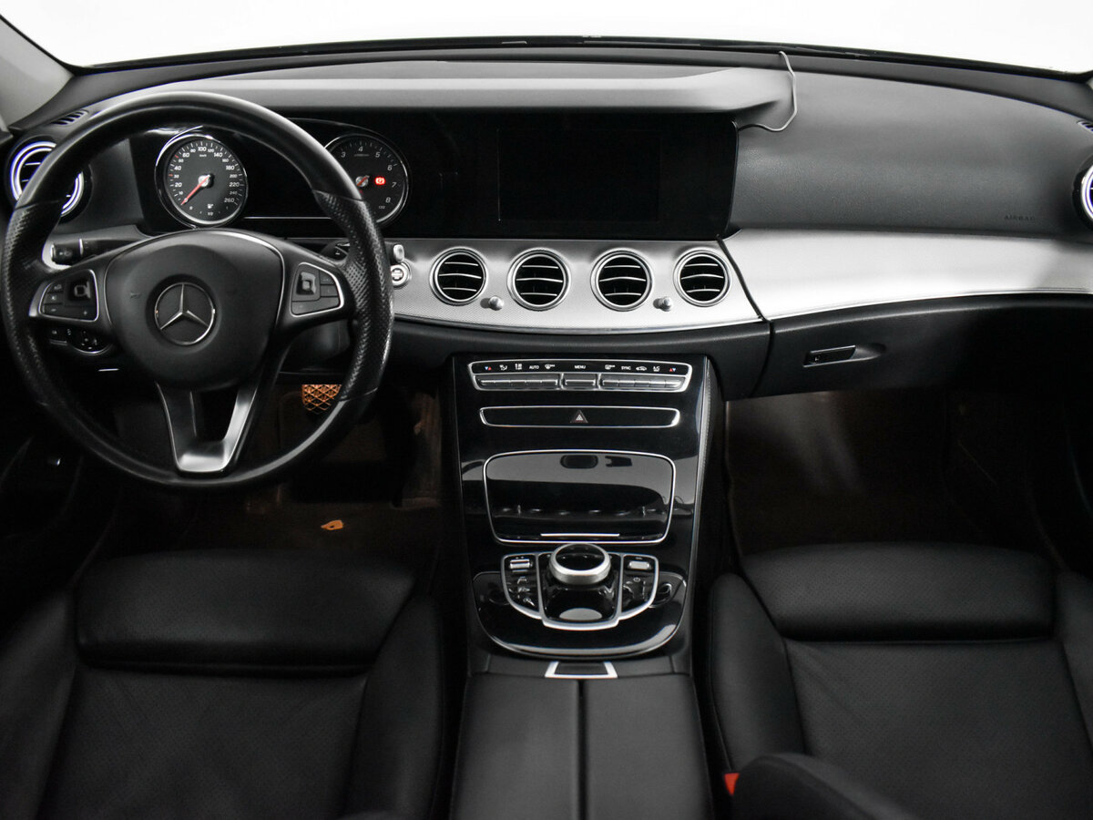 Купить Mercedes-Benz E-Класс с пробегом. Фото: #14