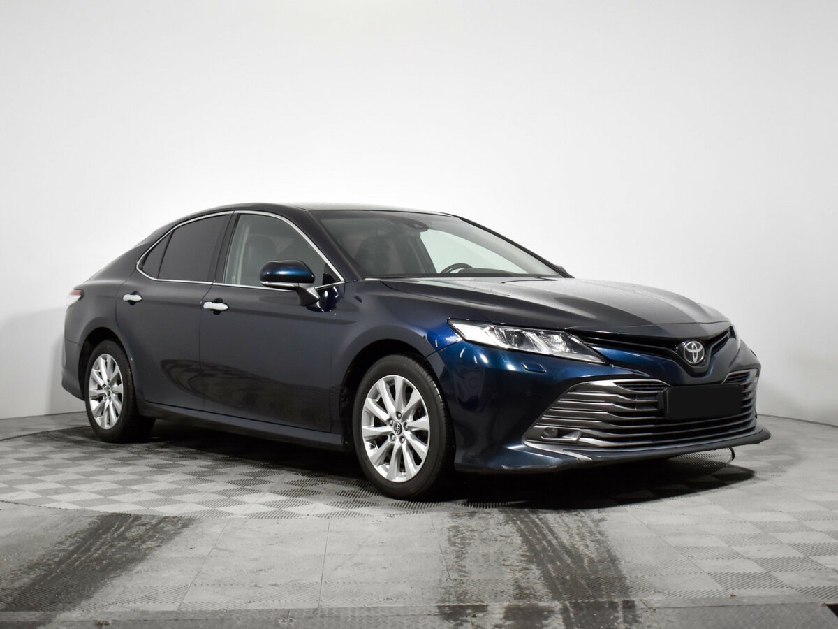 Купить Toyota Camry с пробегом. Фото: #2
