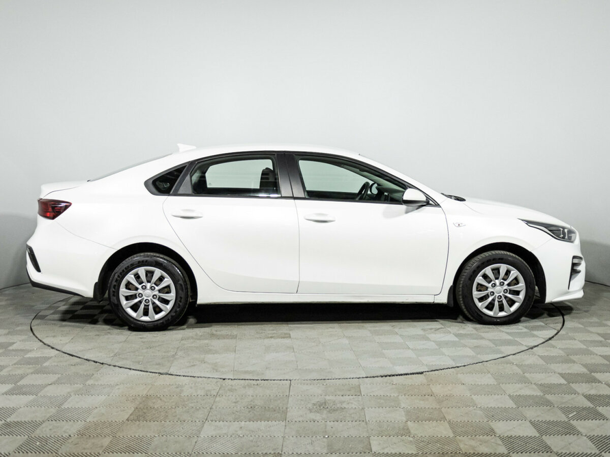 Купить Kia Cerato с пробегом. Фото: #3