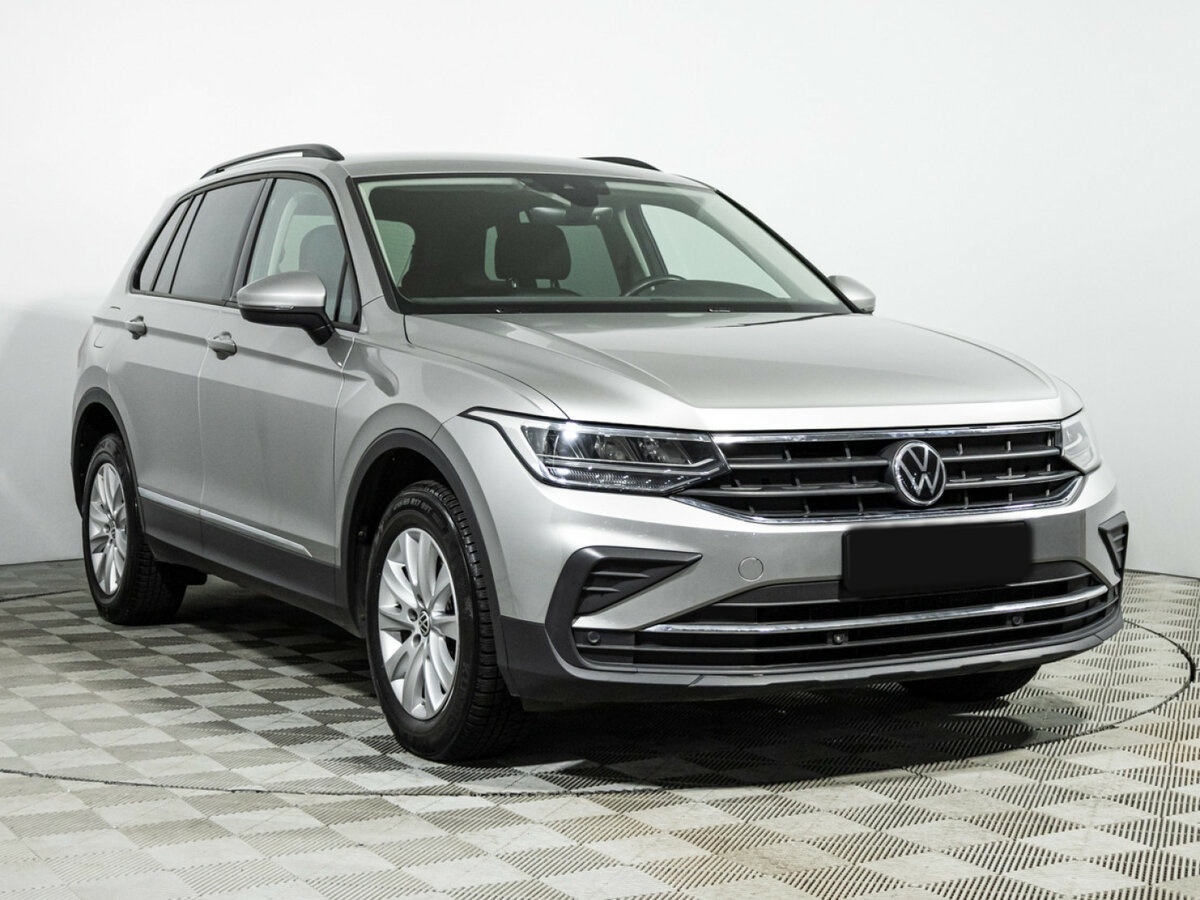 Купить Volkswagen Tiguan с пробегом. Фото: #2