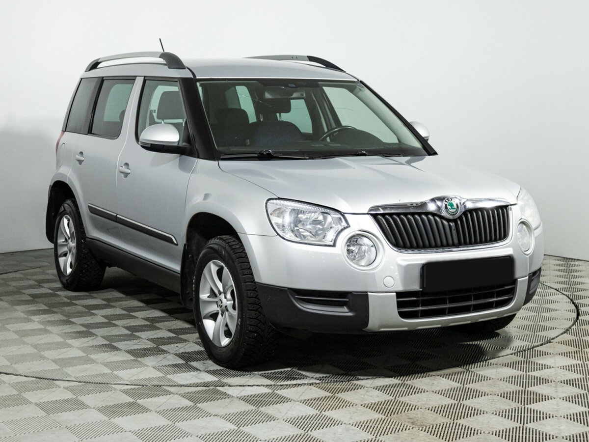 Купить Skoda Yeti с пробегом. Фото: #2