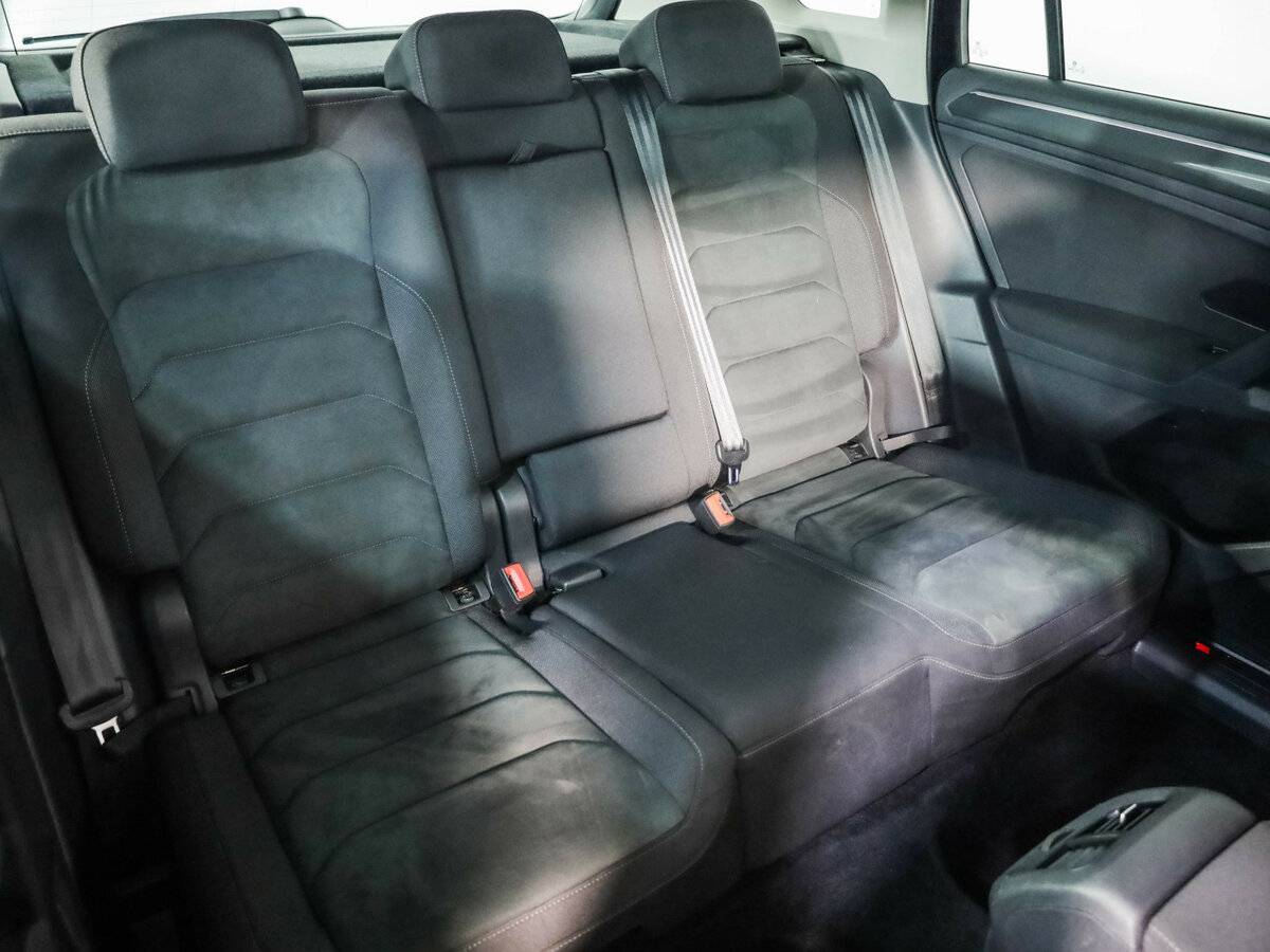 Купить Volkswagen Tiguan с пробегом. Фото: #27