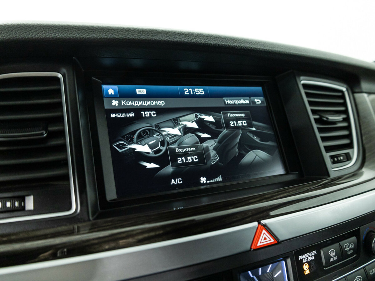 Купить Hyundai Genesis с пробегом. Фото: #19