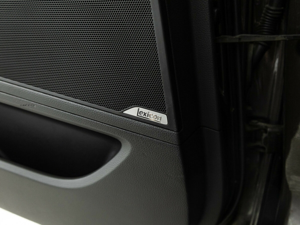 Купить Hyundai Genesis с пробегом. Фото: #24