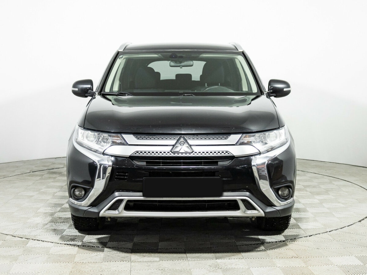 Купить Mitsubishi Outlander с пробегом. Фото: #1