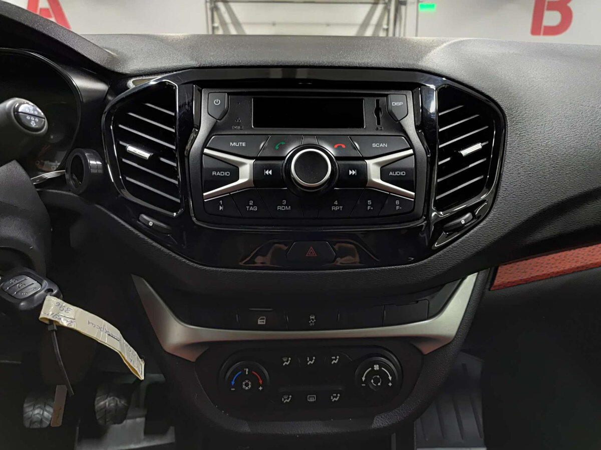 Продажа Б/У Лада (ВАЗ) Веста. Фото: #13