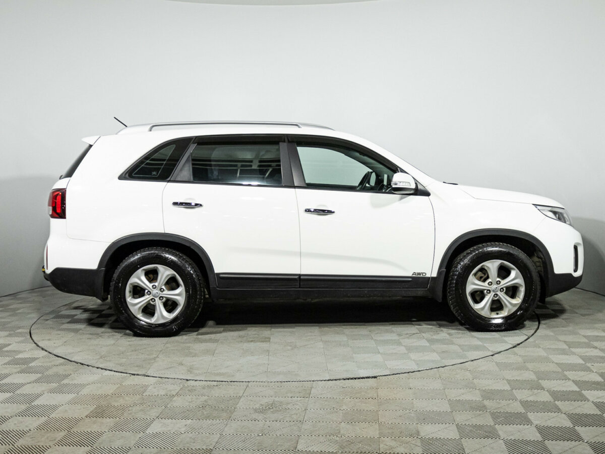 Купить Kia Sorento с пробегом. Фото: #3