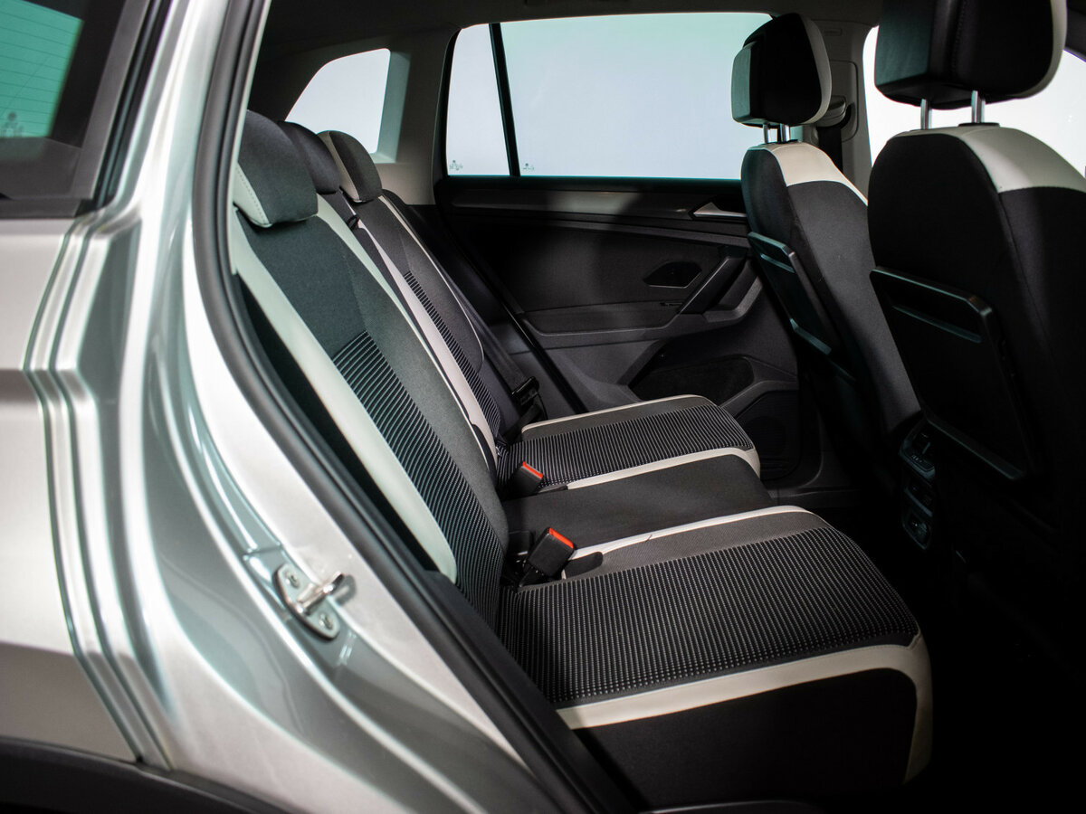 Купить Volkswagen Tiguan с пробегом. Фото: #6
