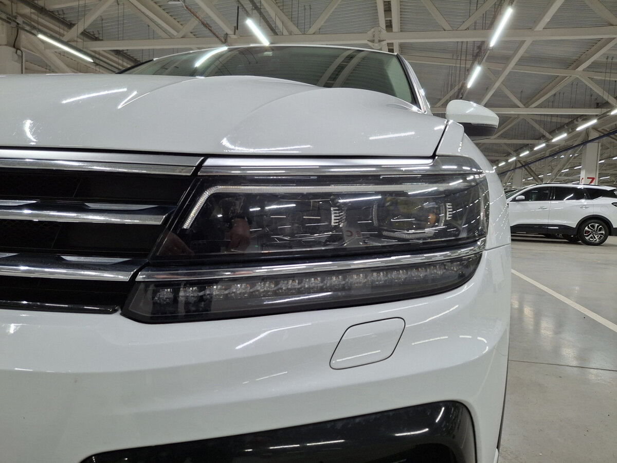 Купить Volkswagen Tiguan с пробегом. Фото: #16