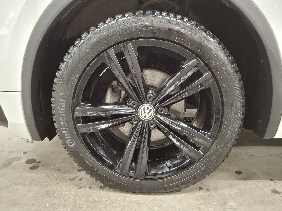 Купить Volkswagen Tiguan с пробегом. Фото: #17