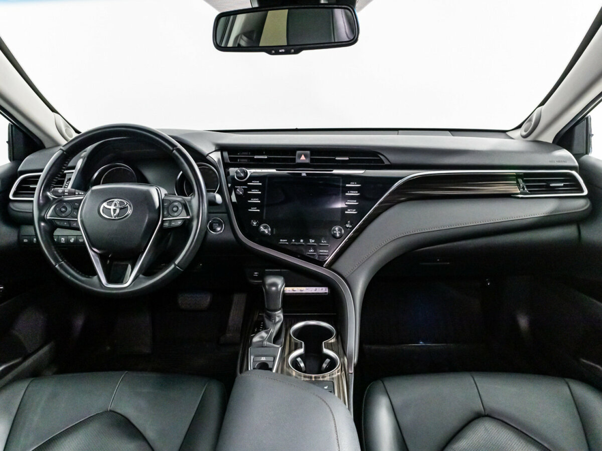 Купить Toyota Camry с пробегом. Фото: #12