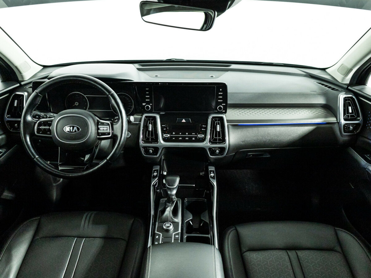 Купить Kia Sorento с пробегом. Фото: #10