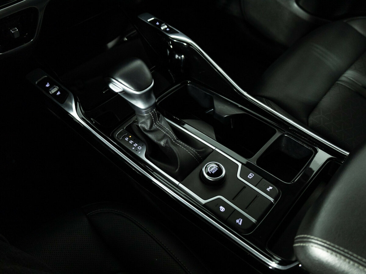 Купить Kia Sorento с пробегом. Фото: #15