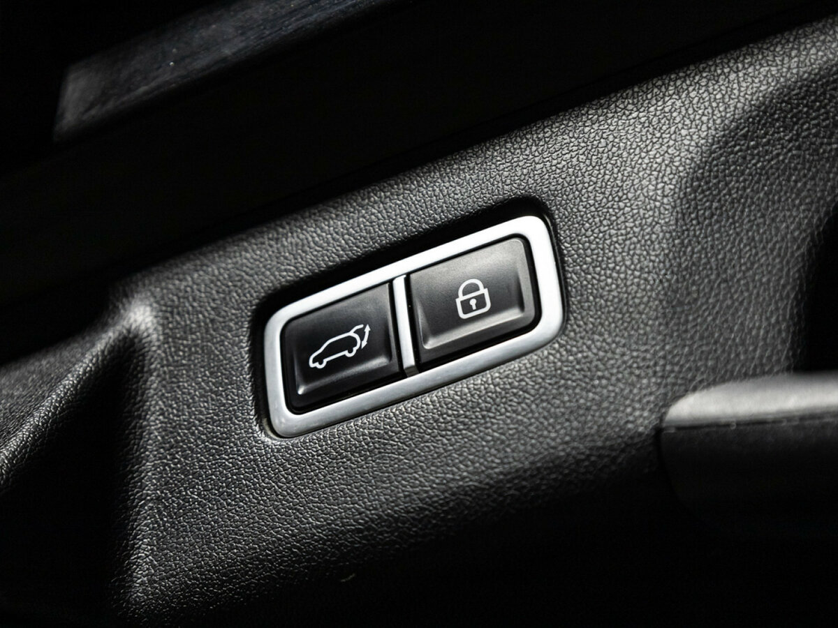 Купить Kia Sorento с пробегом. Фото: #25