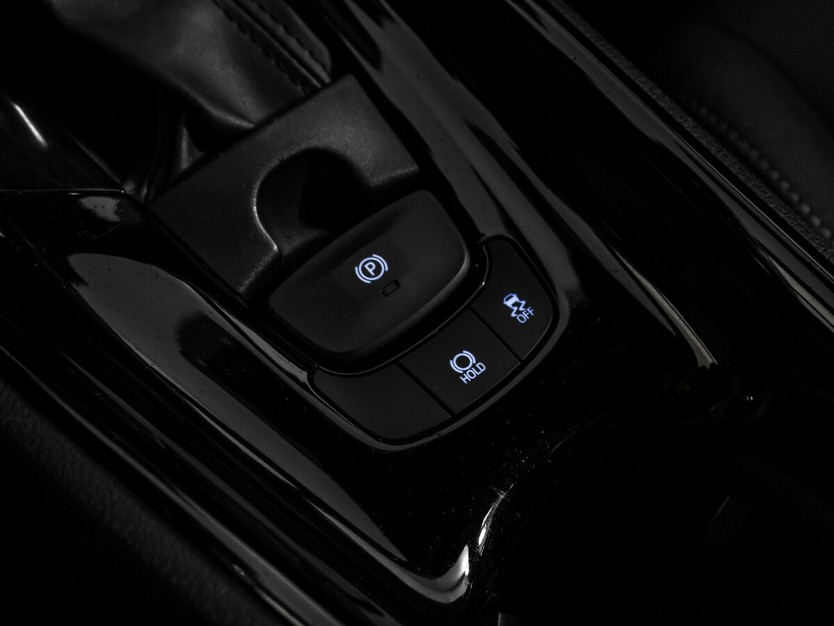 Купить Toyota C-HR с пробегом. Фото: #17