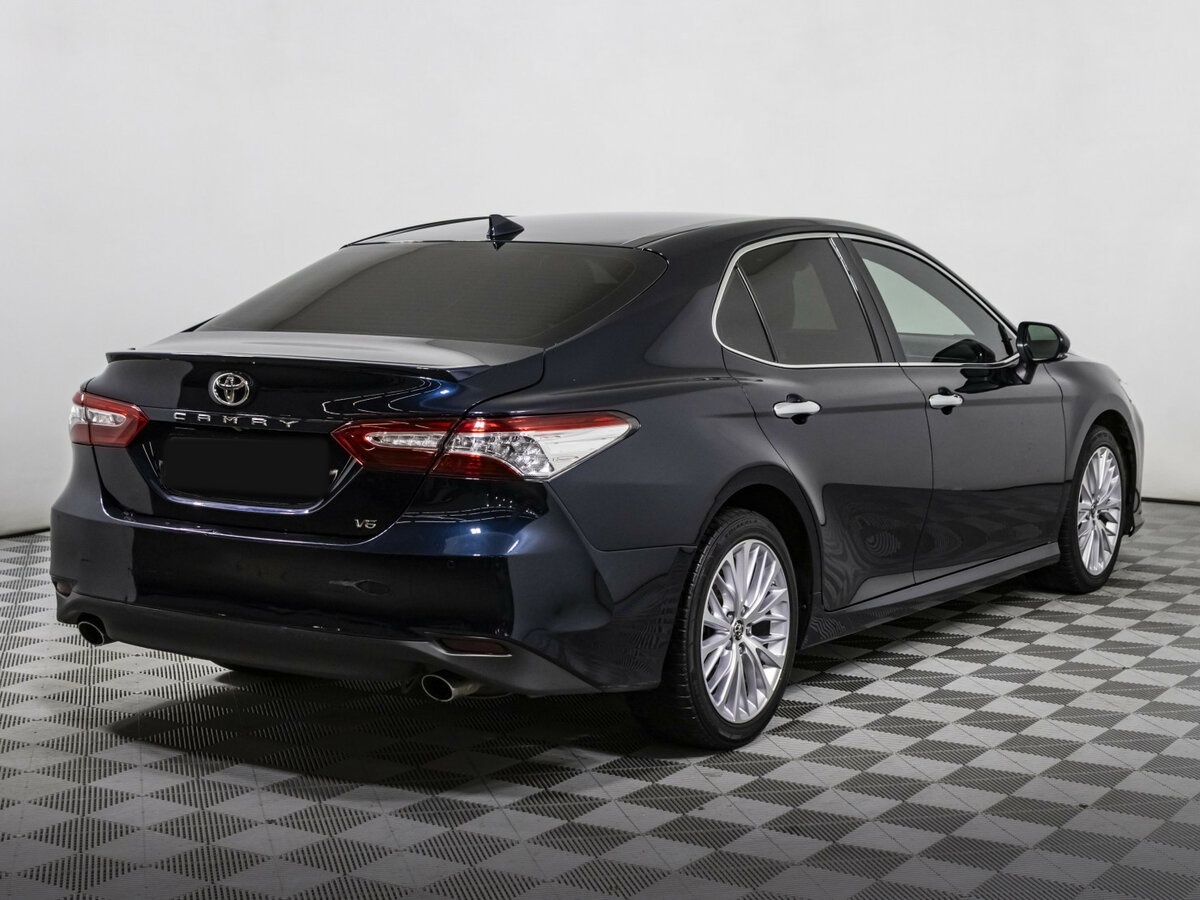 Купить Toyota Camry с пробегом. Фото: #3