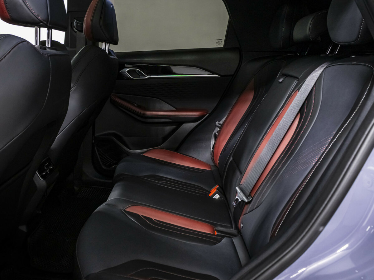 Купить Geely Coolray с пробегом. Фото: #10