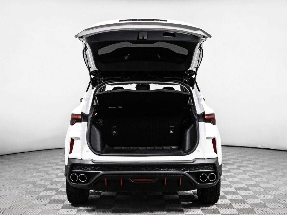 Купить Geely Coolray с пробегом. Фото: #11