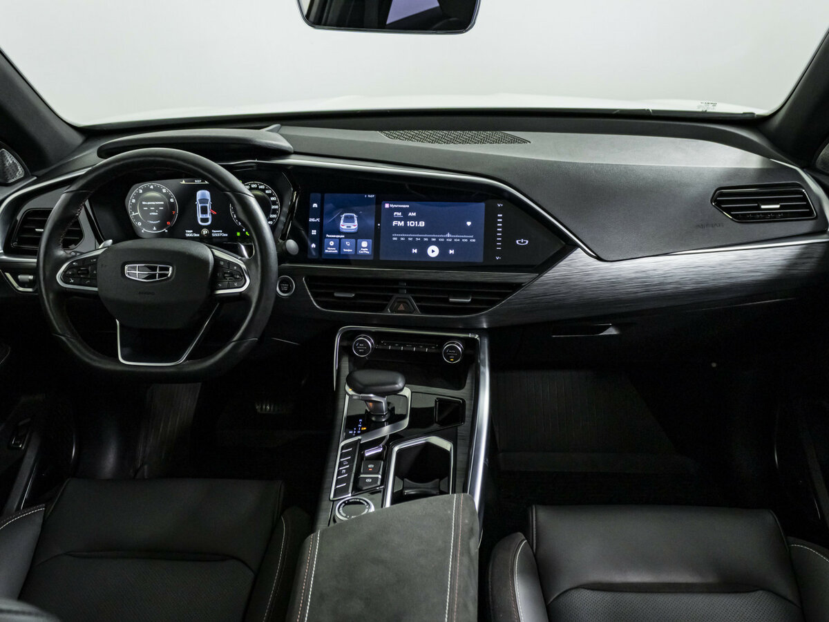 Купить Geely Tugella с пробегом. Фото: #9