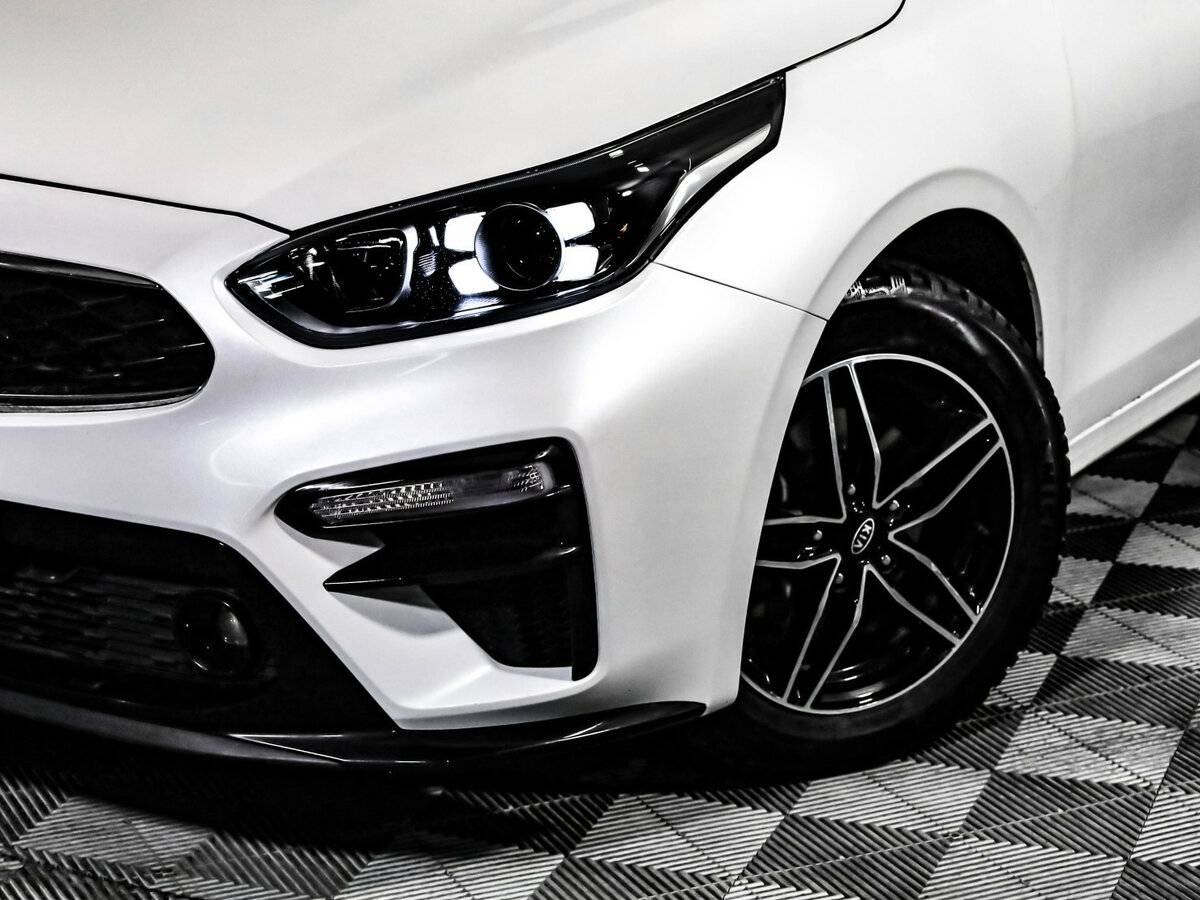 Купить Kia Cerato с пробегом. Фото: #2